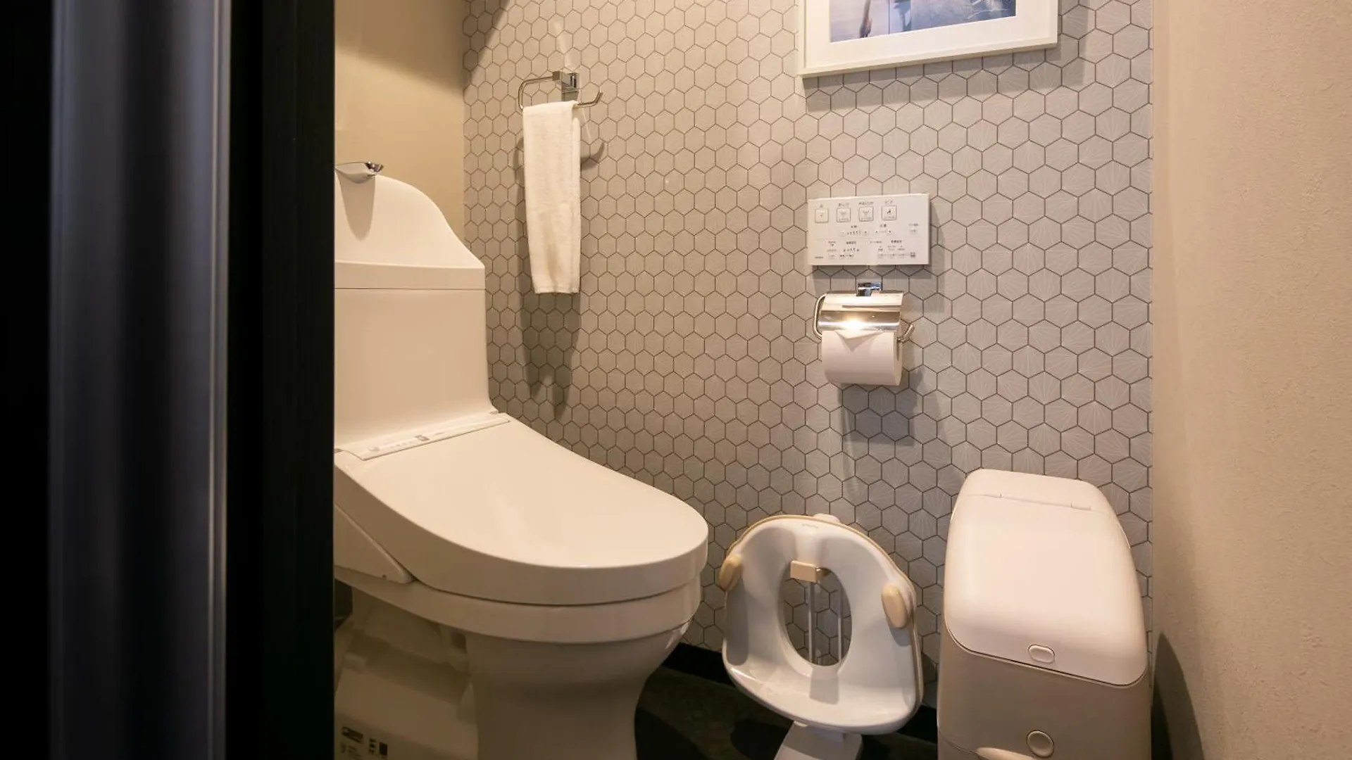 Trive Ozone2 バンテリンドーム ナゴヤ近く 大曽根駅 徒歩3分 Hotel Nagoya 0*,  Japan